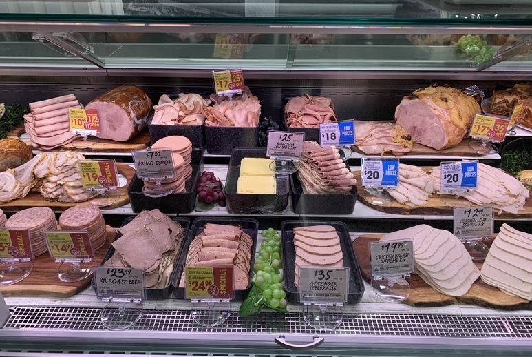 Delicatessen - Slic...